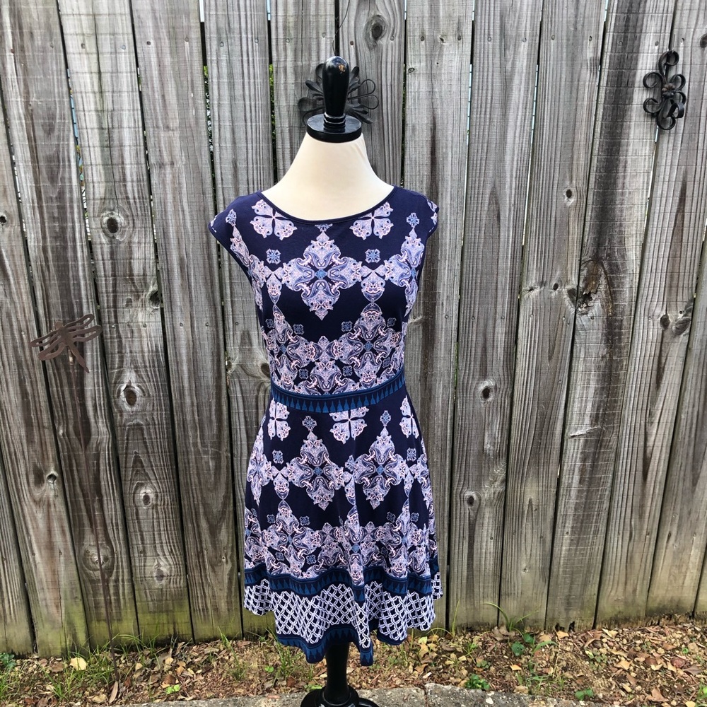 New York & company. Patterned dress